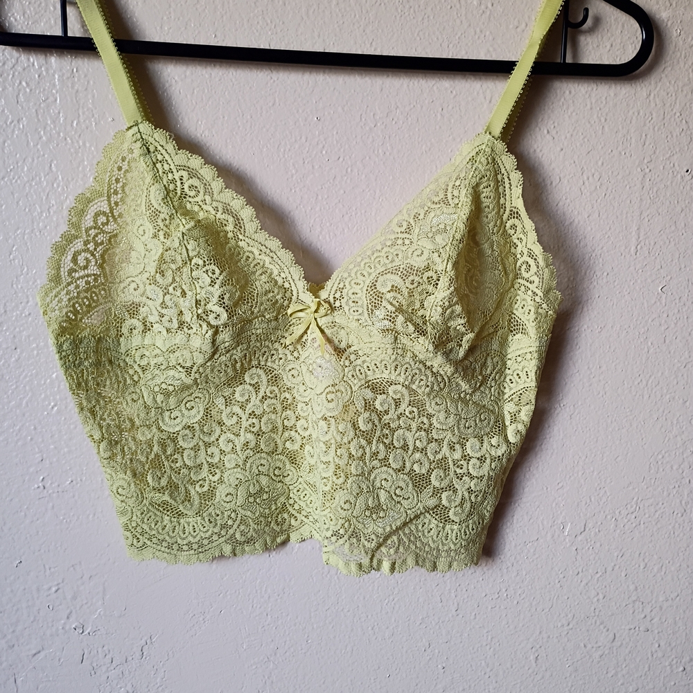 Victoria's Secret Lace Bralette in Soft Yellow